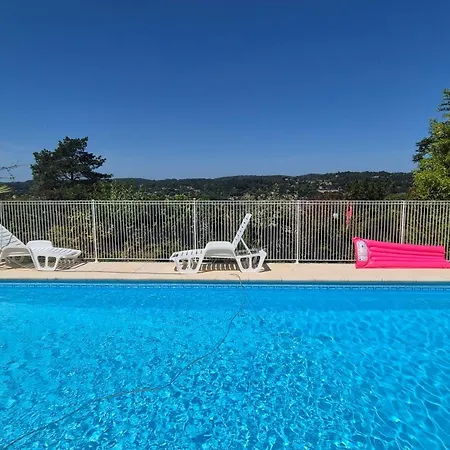 펜션 Maison Des Cerisiers Avec Piscine Privee A