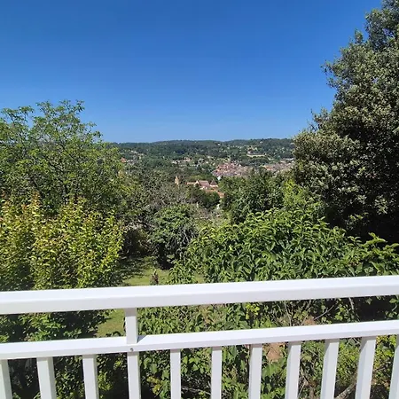 Maison Des Cerisiers Avec Piscine Privee A 펜션 *
